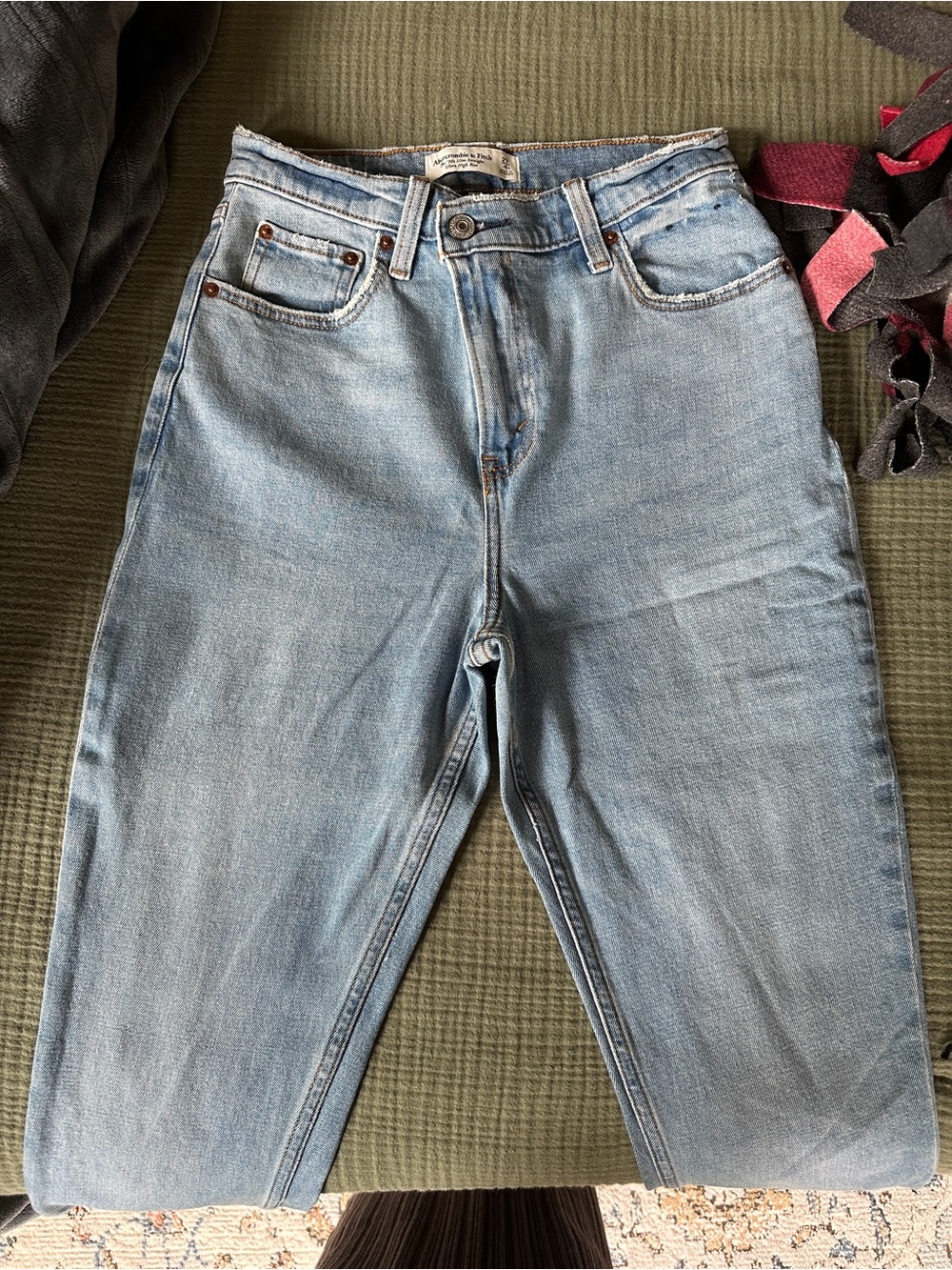 Abercrombie & Fitch Curve Love Light Wash 90’s Slim Straight Jeans
